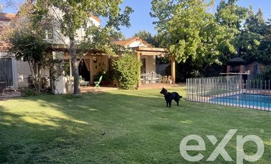 Casa en Venta en Condominio Las Bandadas