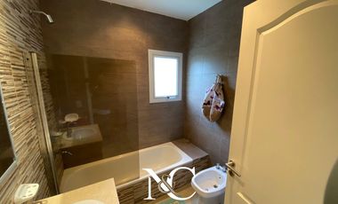 Casa en venta en Costa Esmeralda, Barrio Golf