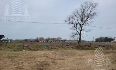 Terrenos! Venta en block! Colectora 69 y 70-Mar del  Tuyu! Zona ideal para galpón comercial!