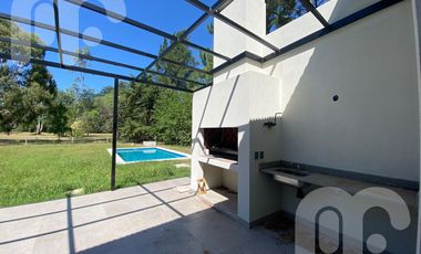 CASA VENTA 4 DORMITORIOS EN MIRALAGOS