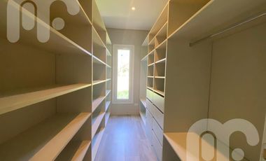 CASA VENTA 4 DORMITORIOS EN MIRALAGOS