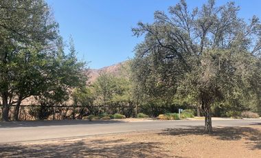 SITIOS EN LAS BRISAS DE CHICUREO CON ORILLA DE CANCHA Y SIN