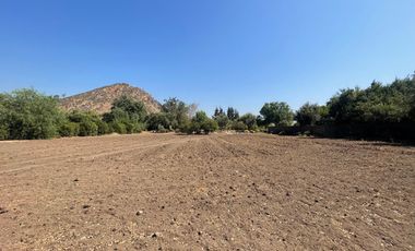 SITIOS EN LAS BRISAS DE CHICUREO CON ORILLA DE CANCHA Y SIN