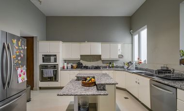 CASA EN CONDOMINIO VENTA AV. CLUB DE GOLF INTERLOMAS