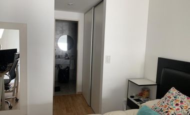 DEPARTAMENTO VENTA CON RENTA  2 ambientes Dúplex  Lomas De Zamora