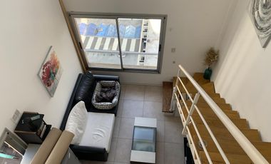 DEPARTAMENTO VENTA CON RENTA  2 ambientes Dúplex  Lomas De Zamora