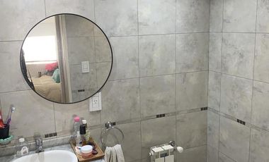 DEPARTAMENTO VENTA CON RENTA  2 ambientes Dúplex  Lomas De Zamora