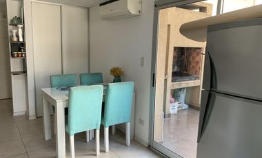DEPARTAMENTO VENTA CON RENTA  2 ambientes Dúplex  Lomas De Zamora