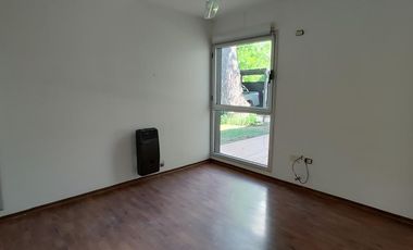 Casa  venta Villa Elisa 2 dormitorios cocheras parque asfalto servicios