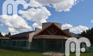 VENTA DE CASA A TERMINAR EN CAMPOS DE ROCA