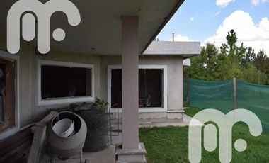 VENTA DE CASA A TERMINAR EN CAMPOS DE ROCA