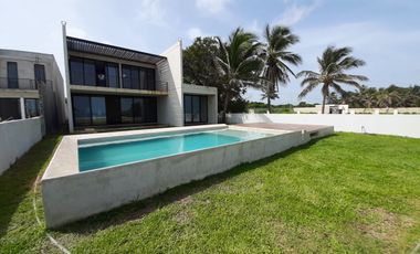 CASA DE PLAYA EN RENTA AMUEBLADA O SIN MUEBLES, CIUDAD DEL  CARMEN, CAMPECHE
