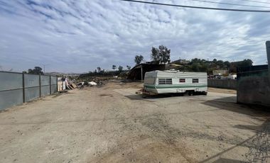 TERRENO COMERCIAL EN RENTA