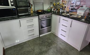 6 Bedroom House for sale at Ban Saifon 2