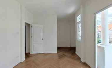 3 Bedroom Townhouse for sale at Baan Mantakarn Rangsit-Lumlukka Klong 4