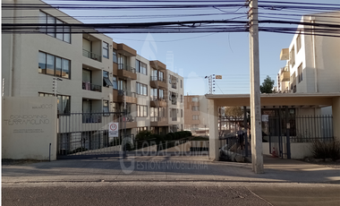Departamento con patio. Metro La Concepción. Villa Alemana