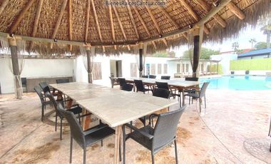 Renta Casa Tipo Palapa en Costa Carel RV Park – ¡Vive Junto al Mar!