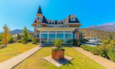 Casa en Arriendo en Quinchamali