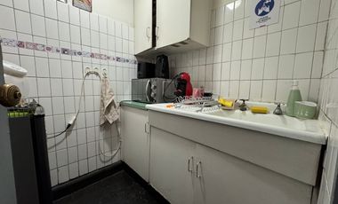 Amplia Oficina, a pasos del metro, full conectada