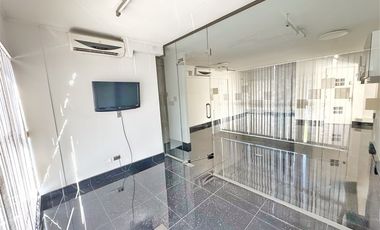 Oficina en Arriendo en Excelente conectividad!! Remodelada!