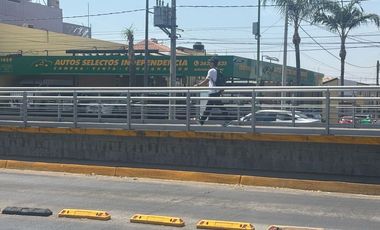 Local comercial Renta Calz. Independencia