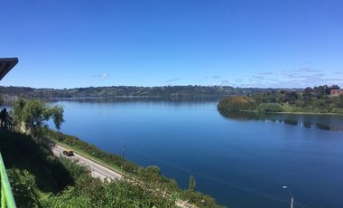 Casa en venta, centro de Castro