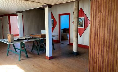 Hermosa y gran casa con campo y bello entorno