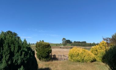 Hermosa y gran casa con campo y bello entorno