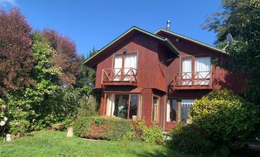 Linda y cómoda casa en venta, Frutillar Bajo