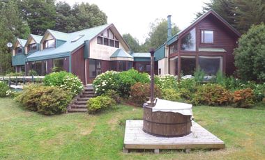 Espectacular casa sureña en Parque Ivian, Puerto Varas