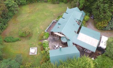 Espectacular casa sureña en Parque Ivian, Puerto Varas