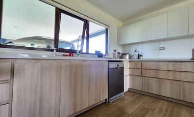 Impecable casa en Condominio Portal de Molino Viejo