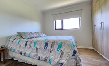 Impecable casa en Condominio Portal de Molino Viejo