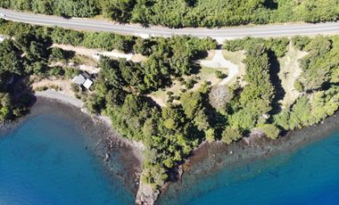 Espectacular casa con increíble vista al lago Llanquihue sobre terreno de 1,1 hectárea