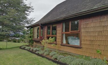Se vende hermosa casa estilo sureño en Llanquihue