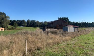 Se vende casa a medio terminar en parcelación como oportunidad de inversión en Frutillar