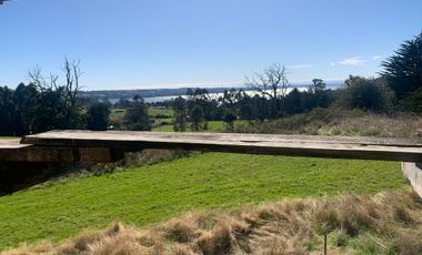 Se vende casa a medio terminar en parcelación como oportunidad de inversión en Frutillar