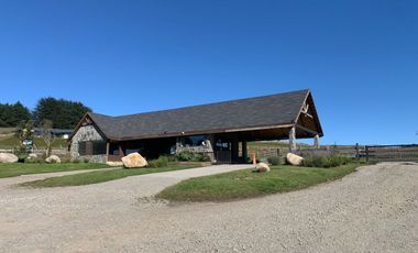 Se vende casa a medio terminar en parcelación como oportunidad de inversión en Frutillar