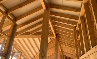 Se vende casa a medio terminar en parcelación como oportunidad de inversión en Frutillar