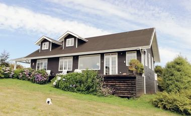 Espectacular casa en parcela sector Totoral, Frutillar