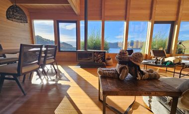 Espectacular casa con hermosa vista al mar, Castro, Chiloé