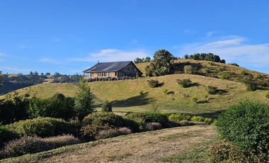 Espectacular casa con hermosa vista al mar, Castro, Chiloé