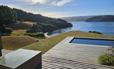 Espectacular casa con hermosa vista al mar, Castro, Chiloé