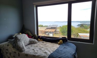 Espectacular casa con gran vista al lago Llanquihue en Punta Larga
