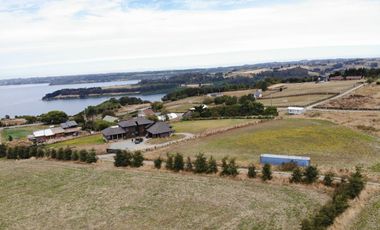 Espectacular casa con gran vista al lago Llanquihue en Punta Larga