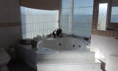 Imponente Propiedad en Costa Tenglo Alto