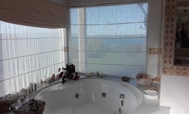 Imponente Propiedad en Costa Tenglo Alto