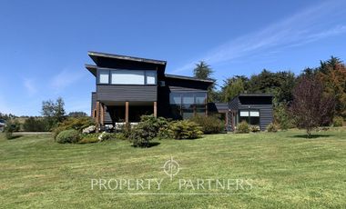 Hermosa casa en parcela, sector Molino Viejo, Puerto Varas