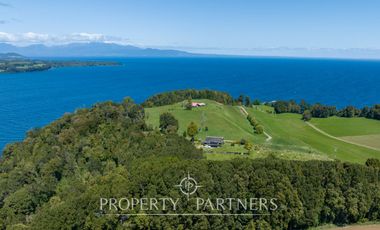 Espectacular parcela de 5.140m2 con vistas y casa de 96 m2, acceso al lago en Puerto Klocker
