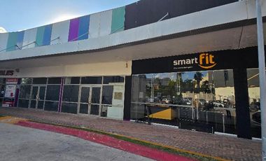 RENTA DE LOCAL EN PLAZA COMERCIAL EN CANCUN DE 800 MTS COLDWELL BANKER